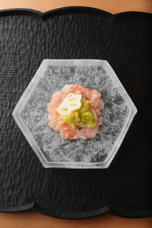 ひがしやま 司の海老の一品